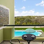 Alegria Villa *