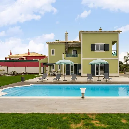 Villa Alegria *